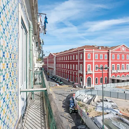 Very Sunny With Large Balcony 3rd Floor Apartament