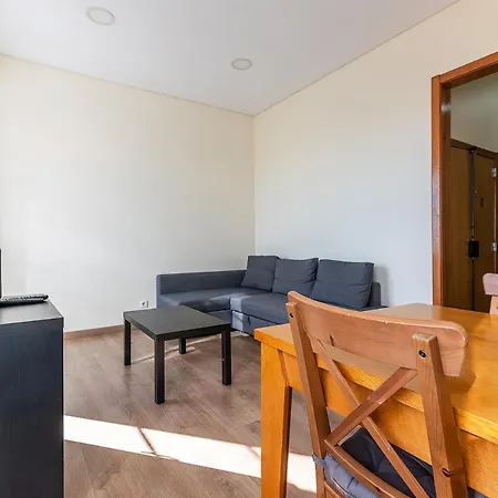 Apartamento Very Sunny With Large Balcony 3rd Floor