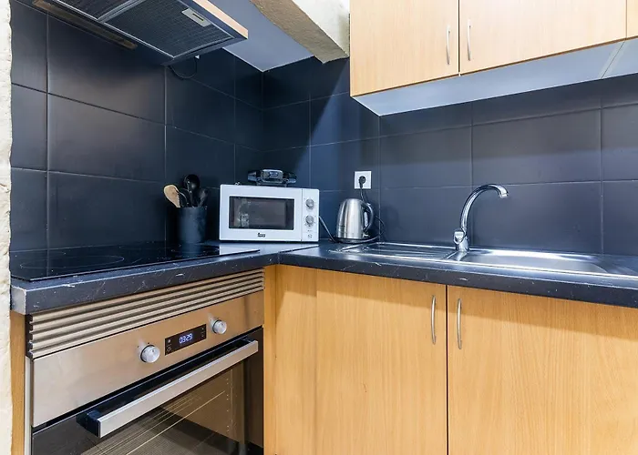 Very Sunny With Large Balcony 3rd Floor *