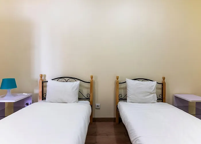 Very Sunny With Large Balcony 3rd Floor