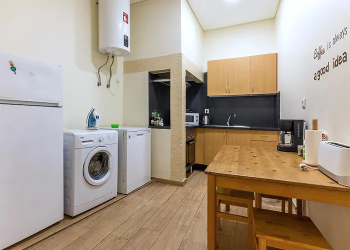 Lejlighed Very Sunny With Large Balcony 3rd Floor