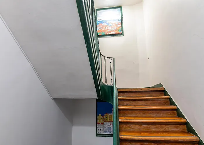 Lejlighed Very Sunny With Large Balcony 3rd Floor *