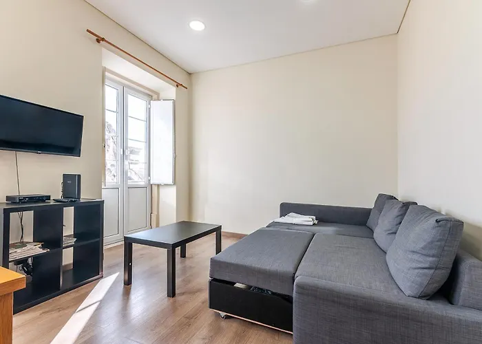 Lejlighed Very Sunny With Large Balcony 3rd Floor *