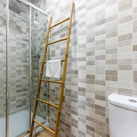 Very Sunny With Large Balcony 3rd Floor Apartment *